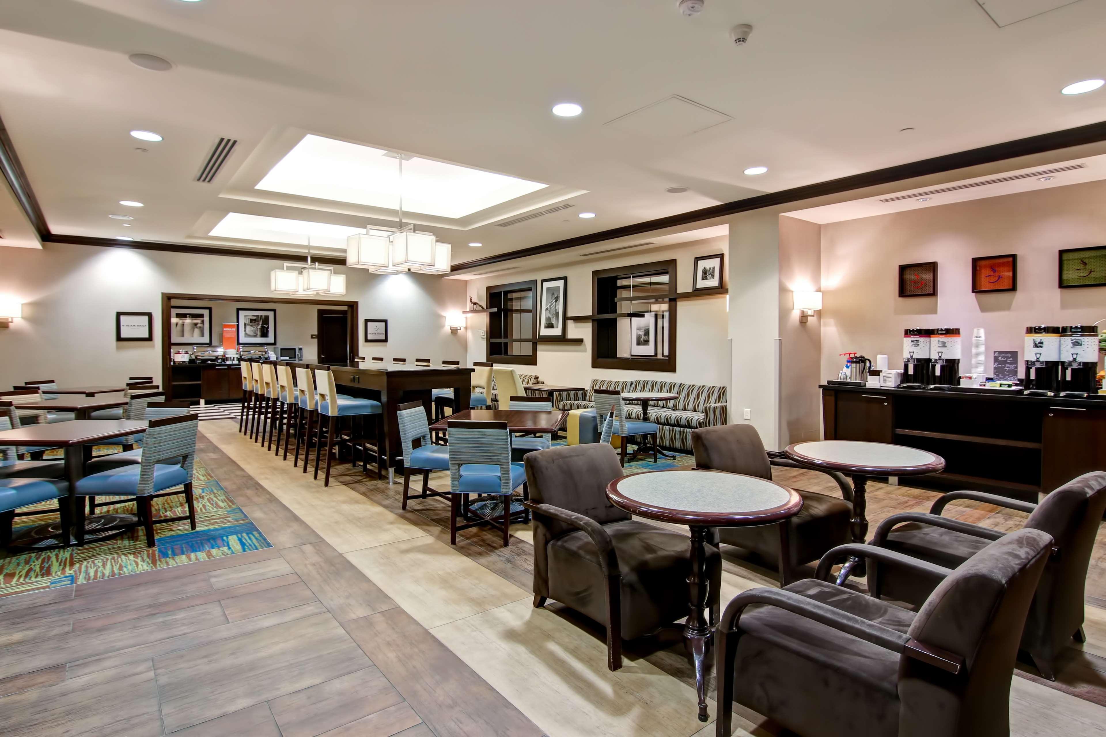 Hampton Inn By Hilton Toronto Airport Corporate Centre Eksteriør bilde