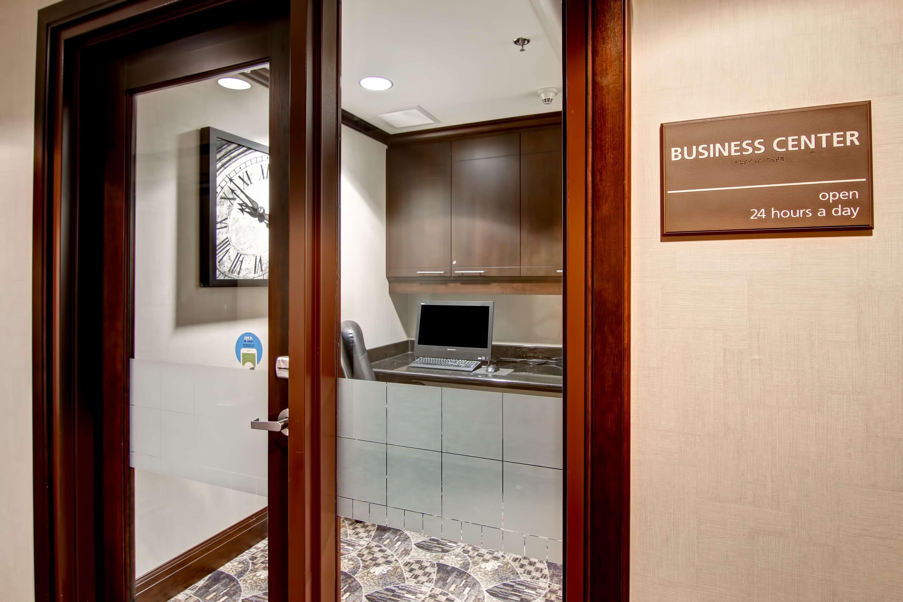 Hampton Inn By Hilton Toronto Airport Corporate Centre Eksteriør bilde