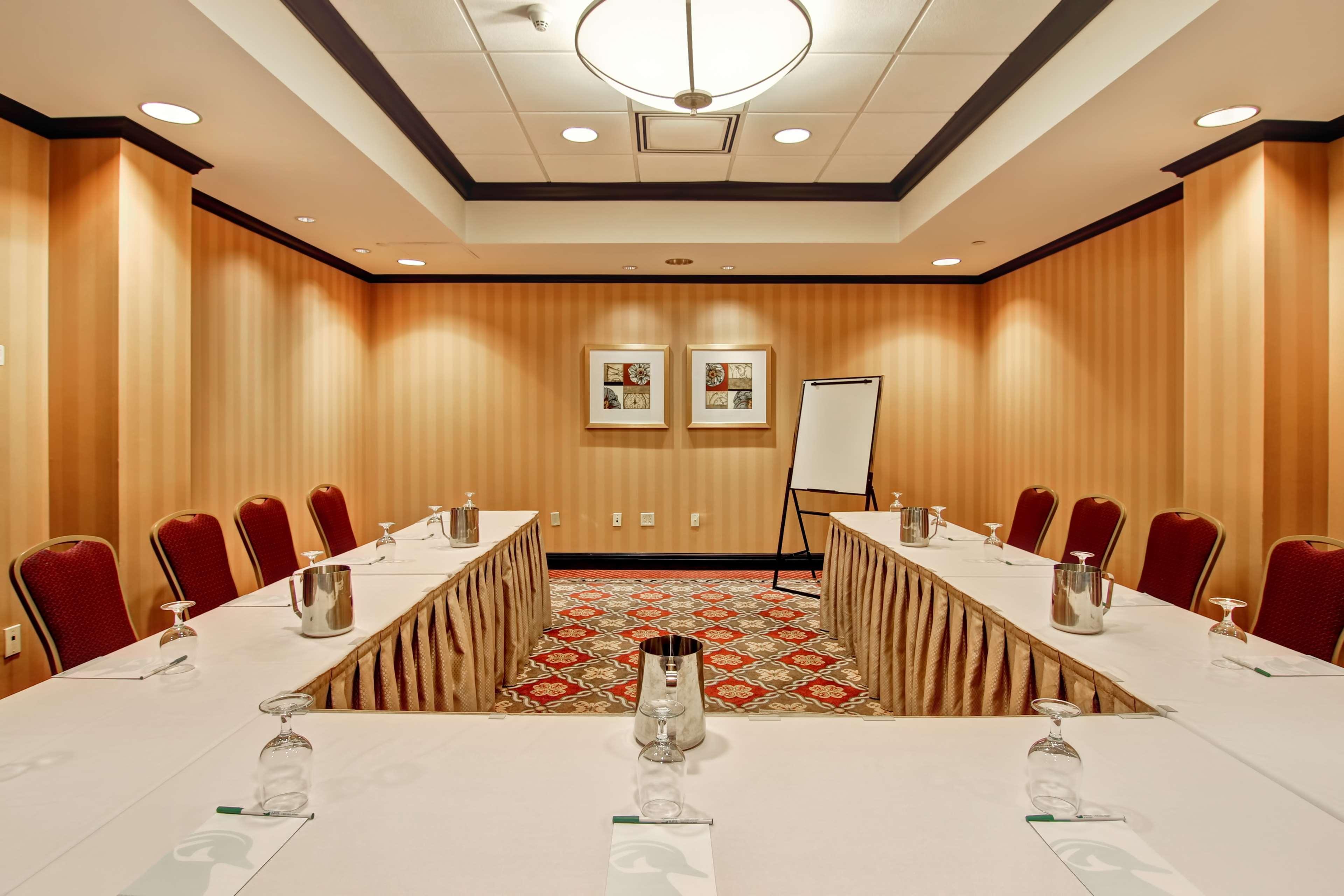Hampton Inn By Hilton Toronto Airport Corporate Centre Eksteriør bilde