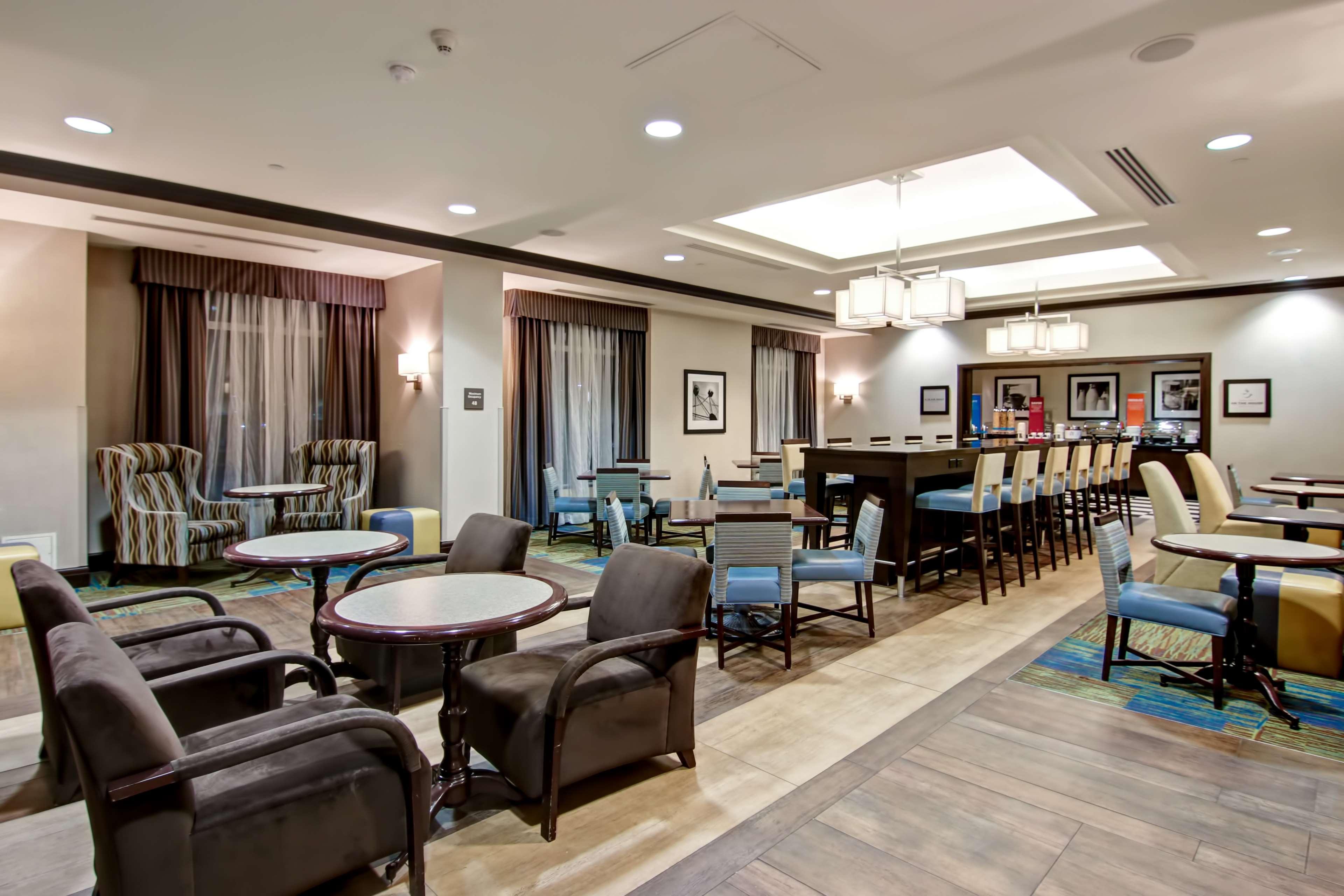 Hampton Inn By Hilton Toronto Airport Corporate Centre Eksteriør bilde