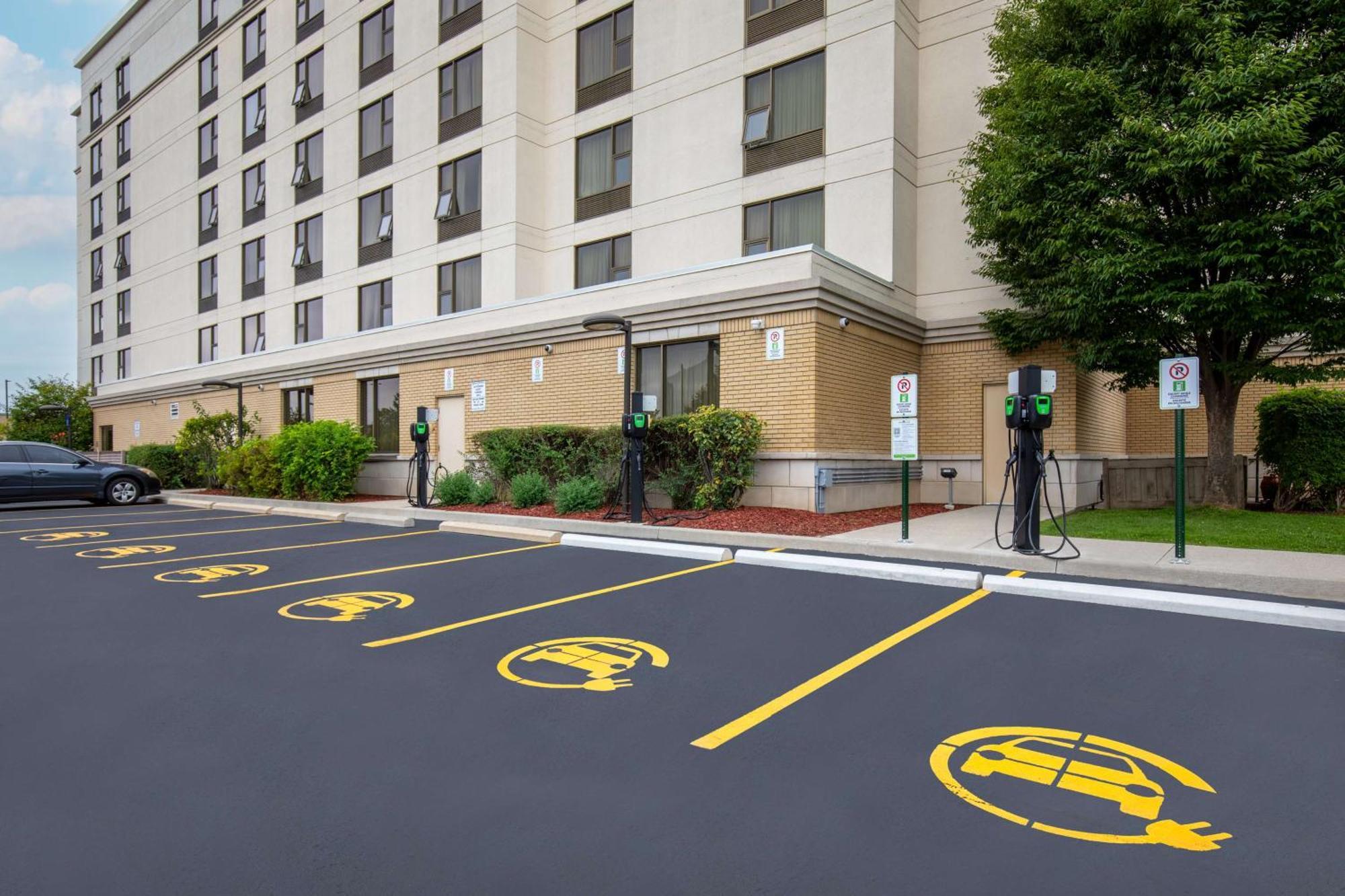 Hampton Inn By Hilton Toronto Airport Corporate Centre Eksteriør bilde