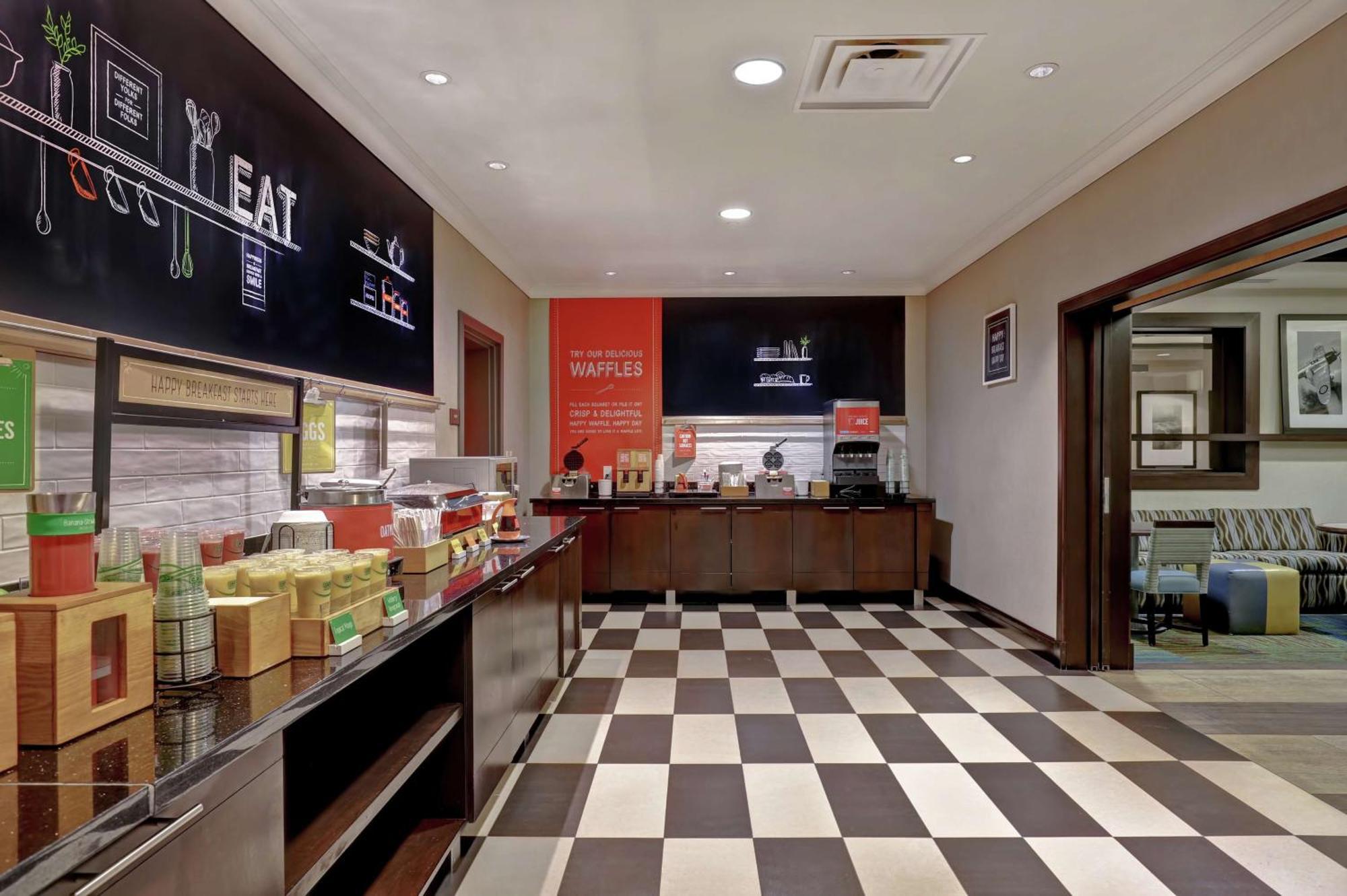 Hampton Inn By Hilton Toronto Airport Corporate Centre Eksteriør bilde